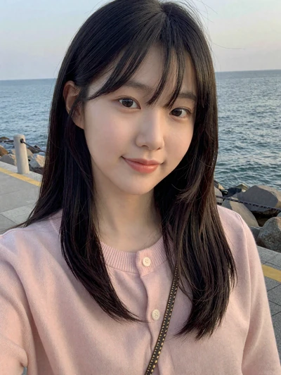 Mina, 26, from Busan - South Korea woman seeking genuine relationship