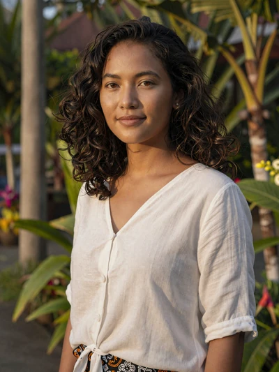 Sari, 25, from Bali - Indonesia woman seeking genuine relationship